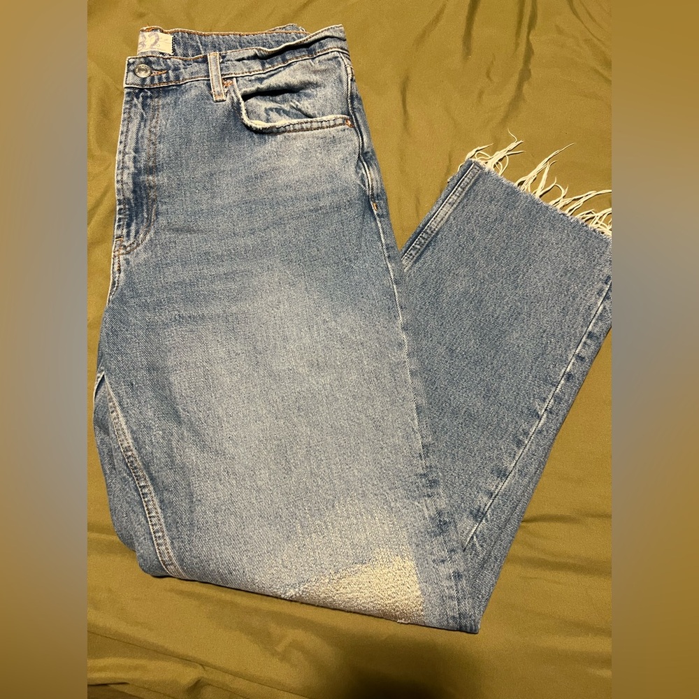 Free People Distressed Jeans